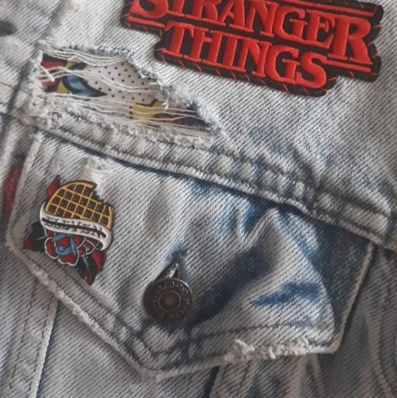 SOLD @MARKET! Vintage Levi's Stranger things red tag custom vest! Hollywood! - Picture 4 of 15